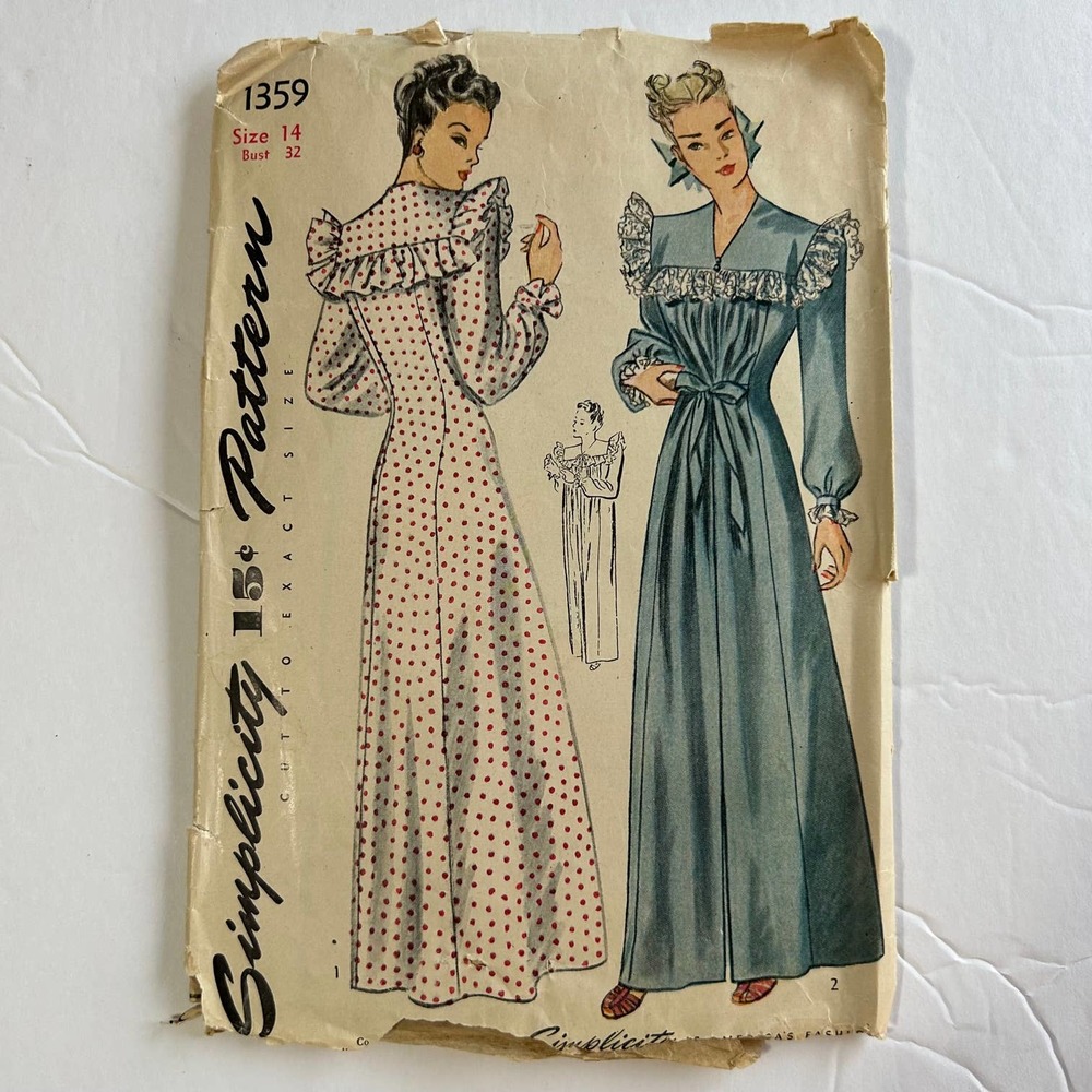 Simplicity Vintage 1940's Pattern #1359 Women's and Misses Negligee Size 14
